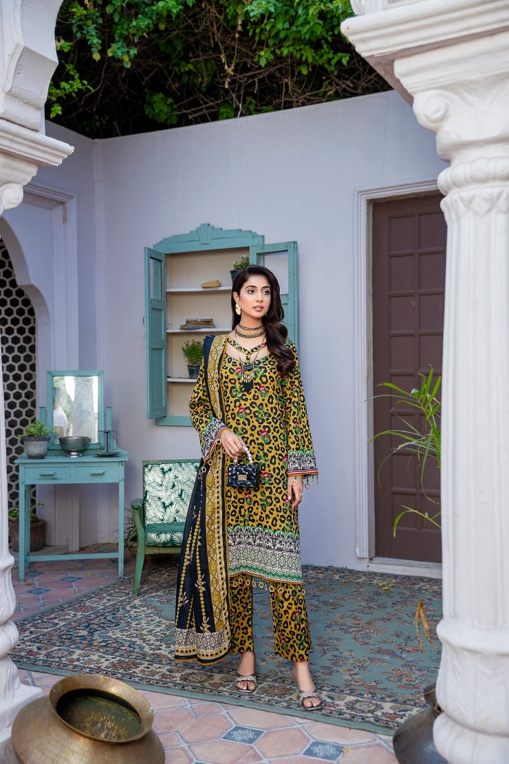 Murashe Hana Luxury Lawn Three Piece D-08