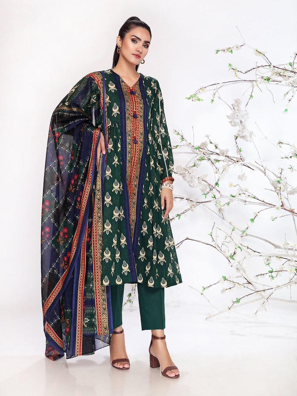 Nishat digital printed lawn 42001384-R