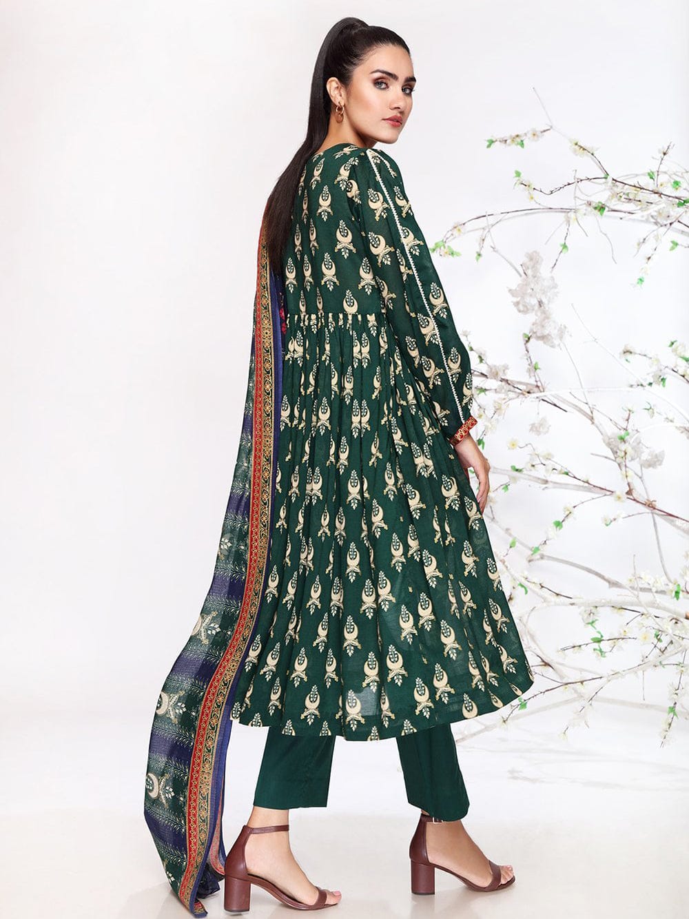 Nishat digital printed lawn 42001384-R